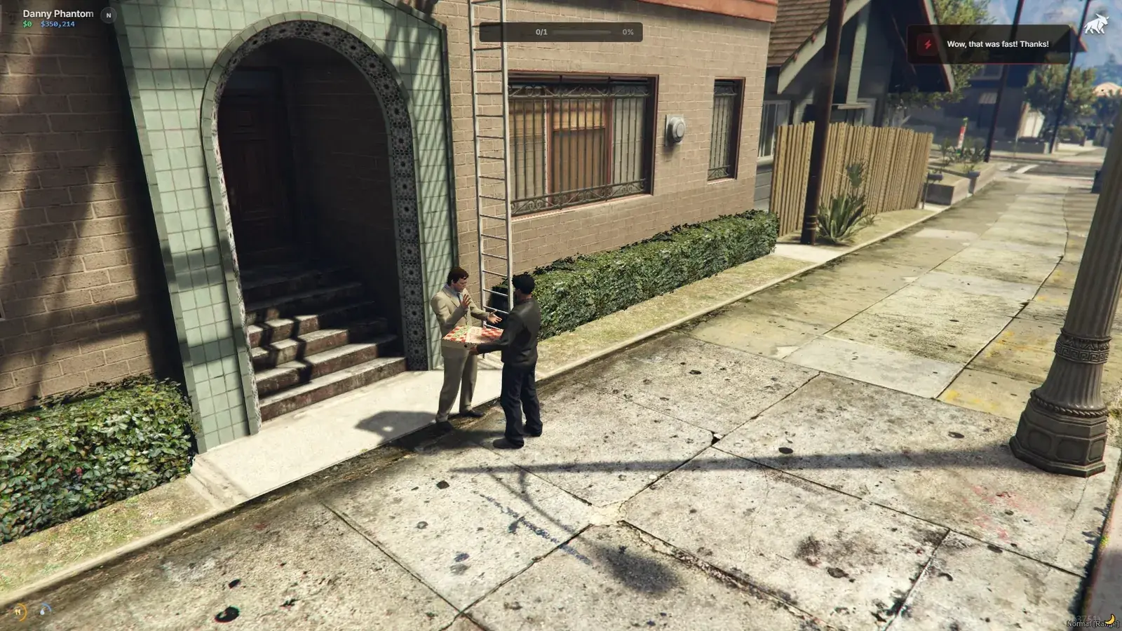 Player handing a pizza box to a customer NPC at a tiled apartment doorway, with a thank-you notification for a fast delivery in the top right
